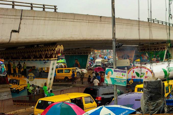 Lagos Government Bans Trucks On Dorman And Ojuelegba Bridges