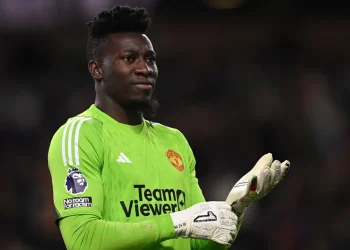 Man Utd decide on signing Victor to replace Onana