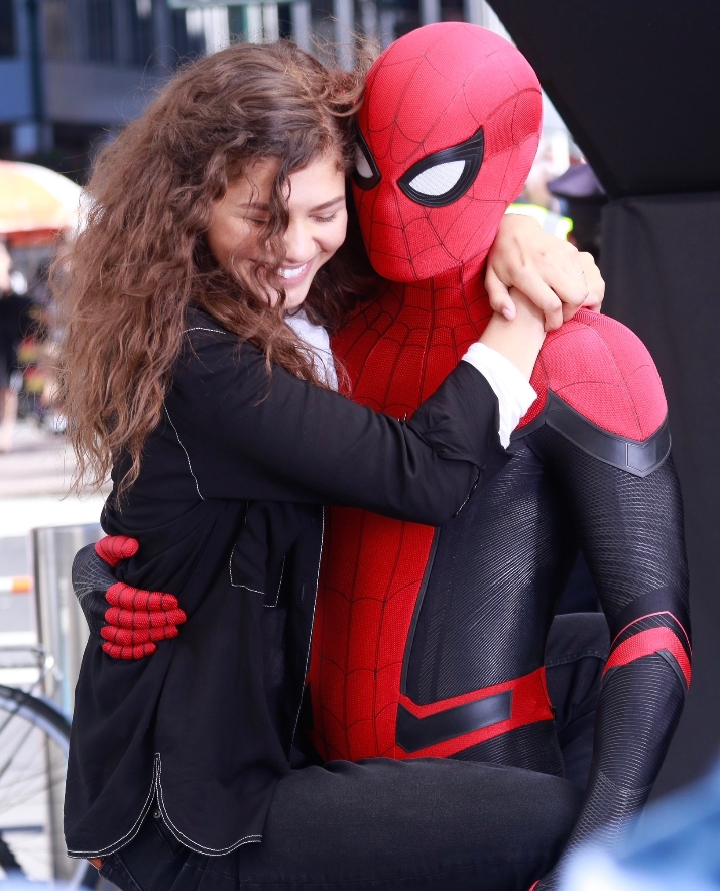 Zendaya and Tom Holland Secretly Married? Stylist Law Roach Says “You Missed It” 2 1772450262965
