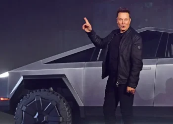Elon Musk hits a networth of 1.3 trillion