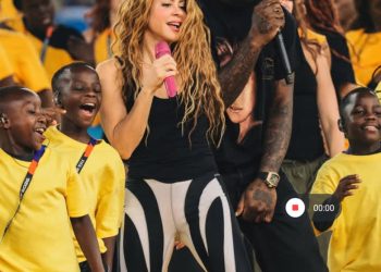 Shakira and Burna boy’s photos together sets fans fire as FIFA world cup finals draw close @burnaboygram @shakira @fifaworldcup
