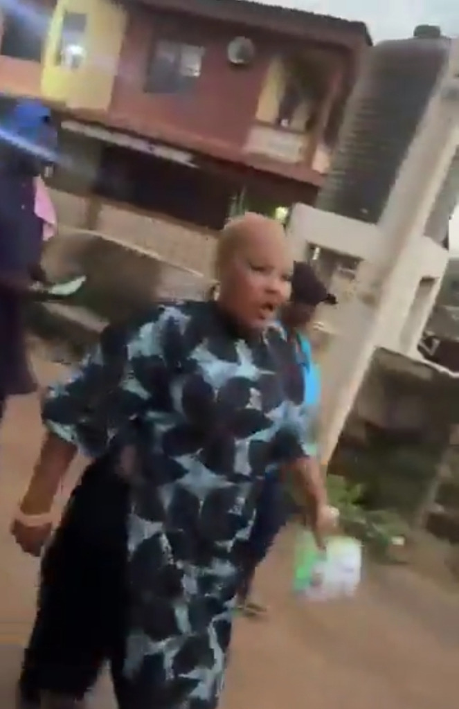 We Will Cut Your Finger If You Vote Adeleke! - APC Woman Threatens 1 20086480 cymera20260815124419 jpegc6ae3f571cbd8f4eac8462f029dd4822
