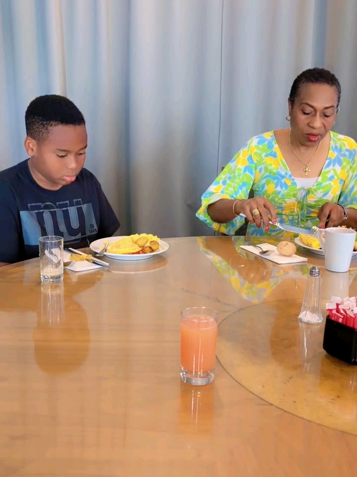 Tonto Dikeh's Son Kingandre Spotted With His Grandma in Paris (Photos) 1 Tonto Dikeh's Son Kingandre Spotted With His Grandma in Paris (Photos)