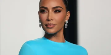 Kim Kardashian Awarded €1 in Damages Over 2016 Paris Robbery